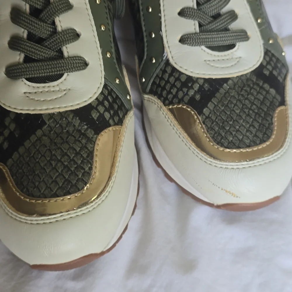 Michael Kors Green and White Sneakers Women's 8 1/2. - Picture 3 of 5